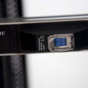 ARMARIO 19" 32U SH6632 600X600 PTA.CRIS.