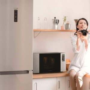 FRIGORÍFICO COMBI NO FROST ARAL 4028X 2 METROS INOX