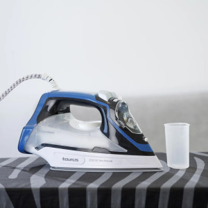 PLANCHA DE VAPOR TAURUS STI3000