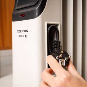 RADIADOR DE ACEITE TAURUS OH2000 2000W 9 ELEMENTOS